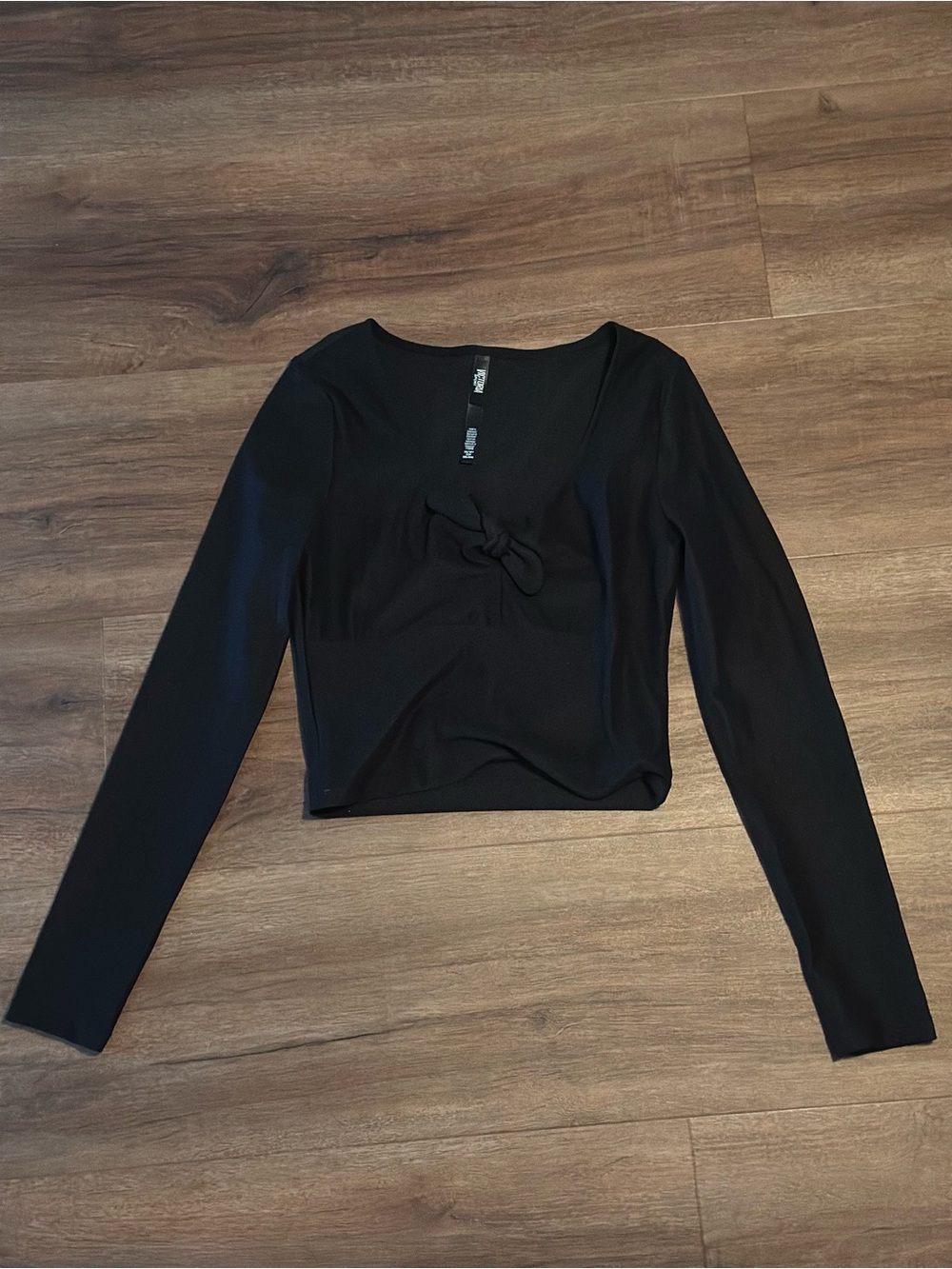 Black Long-Sleeve Tie-Front Crop Top
